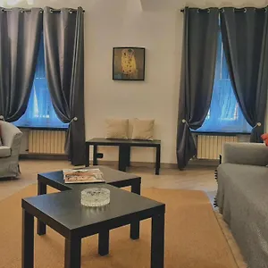  Appartamento Posidonia Casa Al Mare In Citta Italia